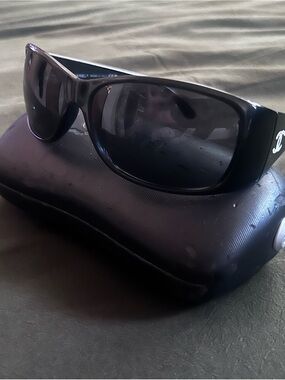 CHANEL Y2K wrap glasses with pearl logo - Designer